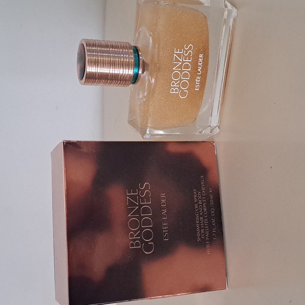 Bronze Goddess Shimmering Oil Spray.     1.7 fl oz.